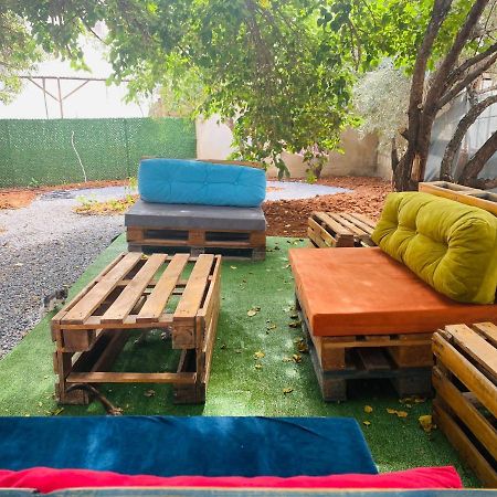 Secret Garden Guest House 04 Famagusta  Esterno foto